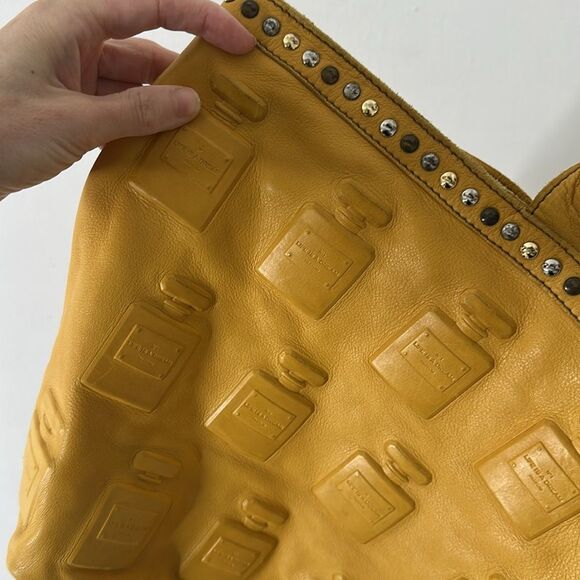 IOpelle Italy Leather Perfume Bottle Embossed Tote Bag - Picture 3 of 7